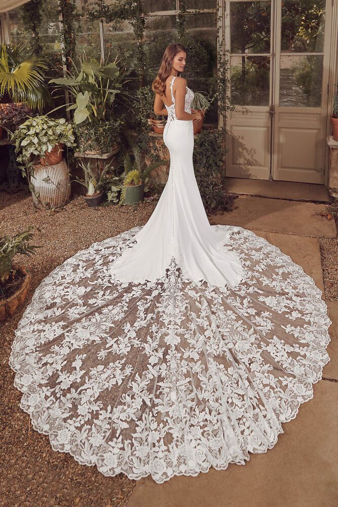 Figurbetont Justin Alexander Bridal - Brautmode für die moderne, elegante Braut 5004B Hochzeitskleid