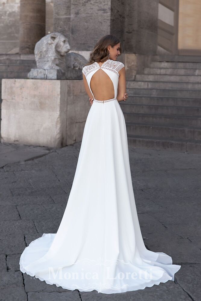 Boho & Vintage Monica Loretti Brautmode - Hochzeitskleid in italienischem Design 7004A Boho Hochzeitskleid