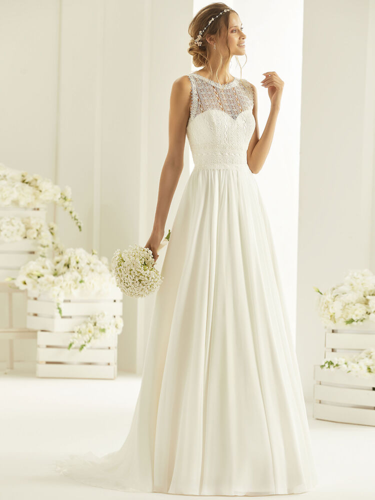 Outlet, Sale Bianco Evento Brautmode, Braut Schuhe und Braut Accessoires 1024 Hochzeitskleid