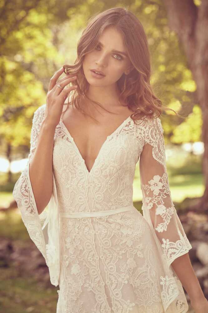 Outlet, Sale Lillian West Bridal dresses -  romantische Boho Hochzeitskleider 8014 Boho Hochzeitskleid