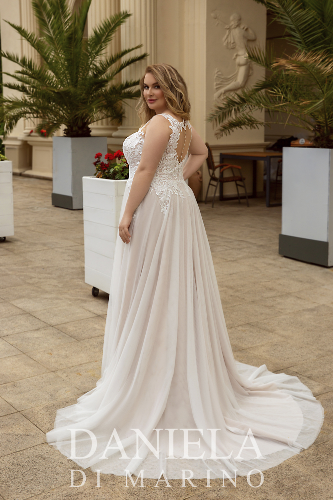 A-Linie Monica Loretti Brautmode - Hochzeitskleid in italienischem Design 7003B: Curvy Brautkleid 