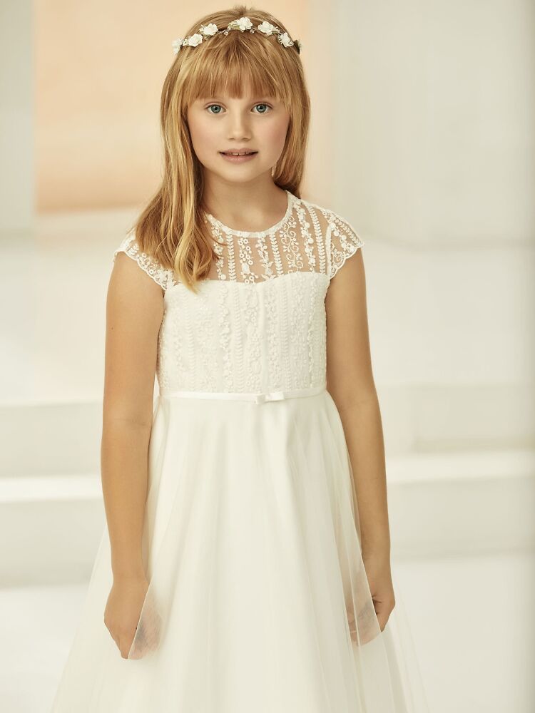 Festmode für kleine Prinzessinnen Bianco Evento Brautmode, Braut Schuhe und Braut Accessoires 01049A Kommunionskleid