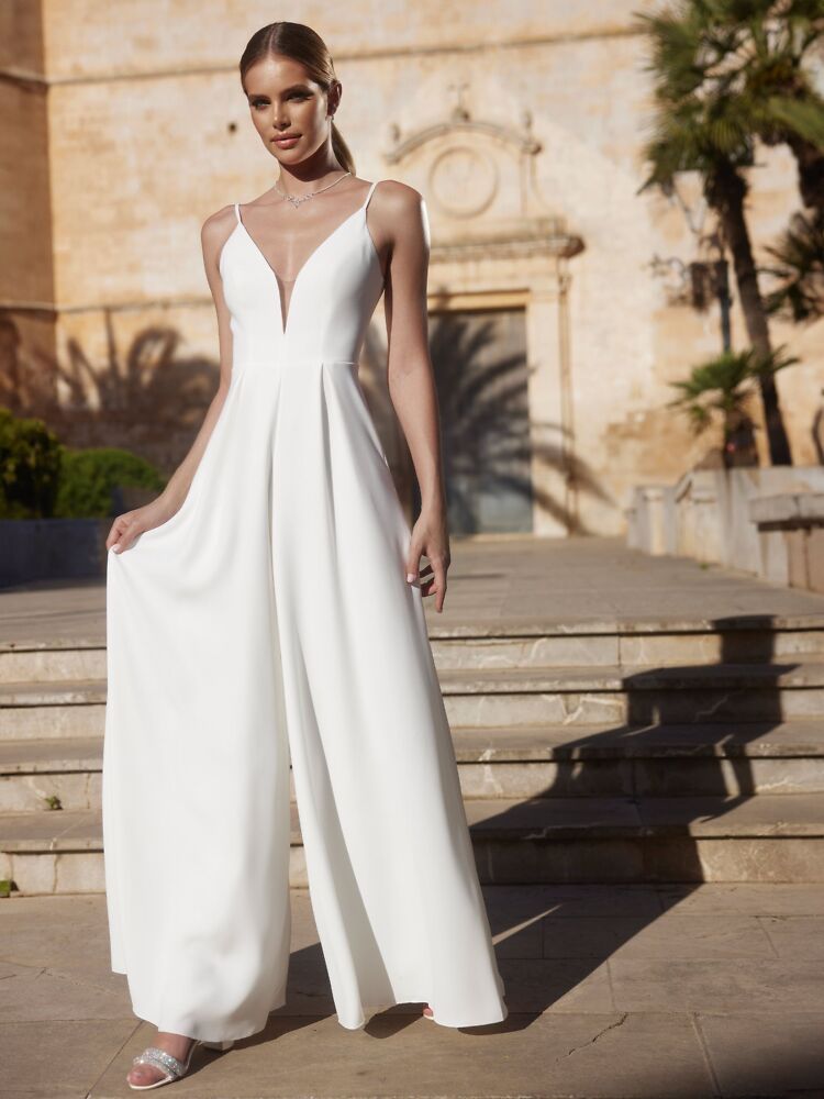 Kurze Kleider, Jumpsuits, Umstandskleider Bianco Evento Brautmode, Braut Schuhe und Braut Accessoires 01071 Braut Jumpsuit