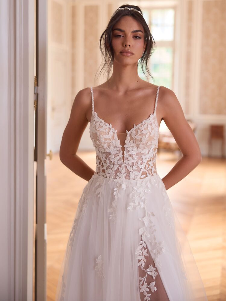 A-Linie Bianco Evento Brautmode, Braut Schuhe und Braut Accessoires 01078A Brautkleid in A-Linie mit Schnürung