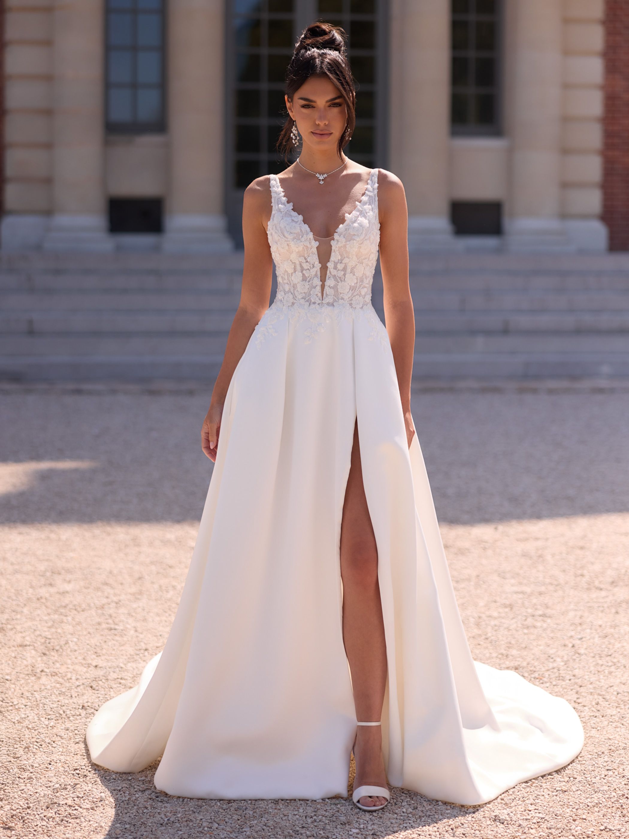 Princess Bianco Evento Brautmode, Braut Schuhe und Braut Accessoires 01083A Brautkleid Standesamt