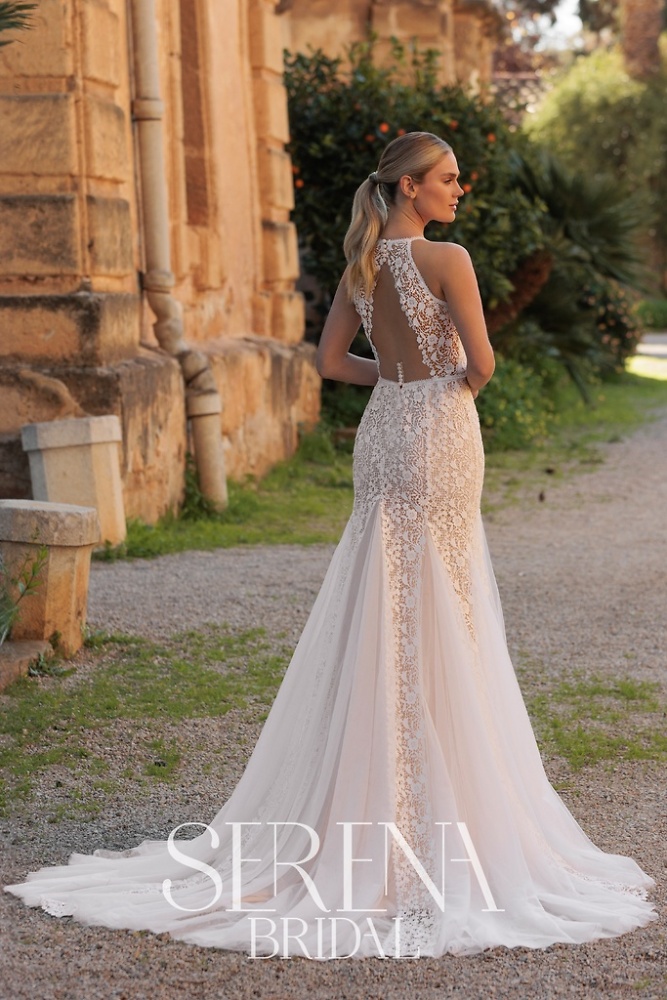 Figurbetont Monica Loretti Brautmode - Hochzeitskleid in italienischem Design 07066B Figurbetontes Brautkleid