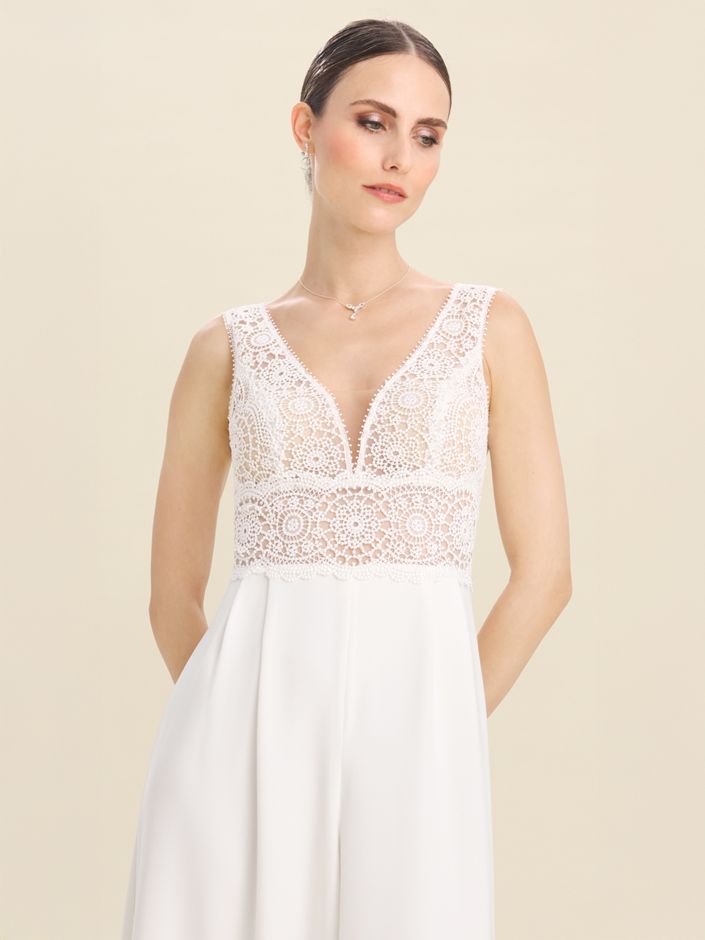 Kurze Kleider, Jumpsuits, Umstandskleider Bianco Evento Brautmode, Braut Schuhe und Braut Accessoires 01097A Braut Jumpsuit 