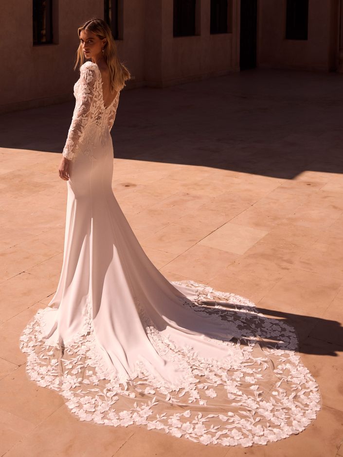 Figurbetont Bianco Evento Brautmode, Braut Schuhe und Braut Accessoires 01100B Brautkleid Meerjungfrau